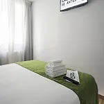 Pensionat Casual Serantes 3*