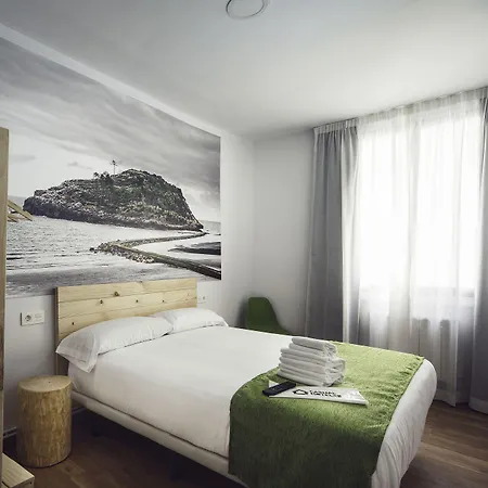 Penzion Casual Serantes 3*