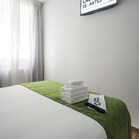 Penzion Casual Serantes 3*